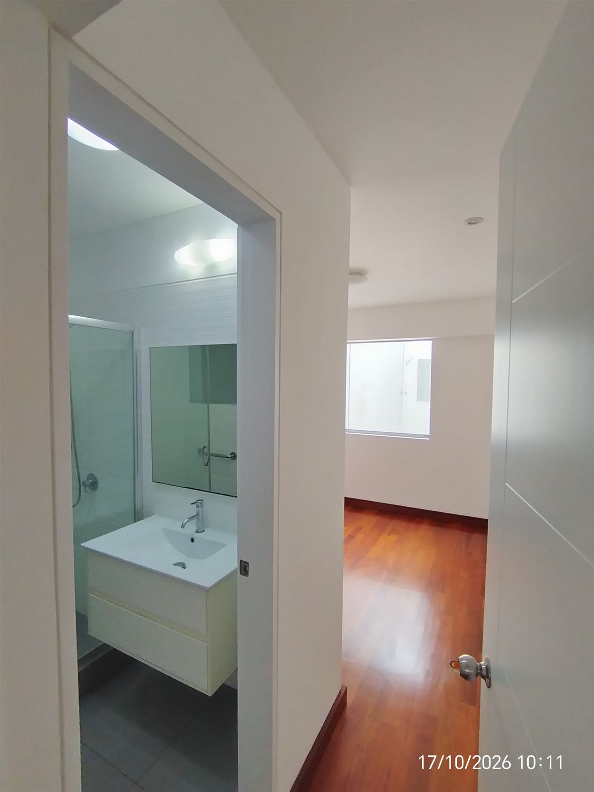 Acceso al baño del tercer dormitorio