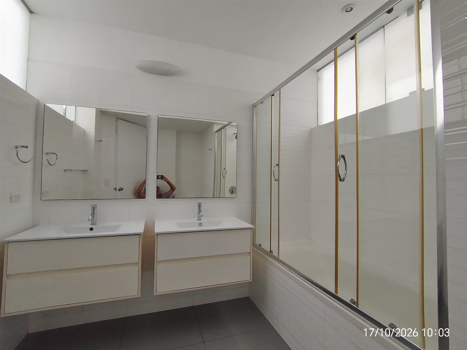 Baño del dormitorio principal